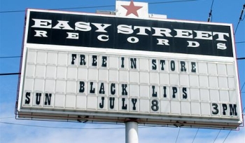 black lips